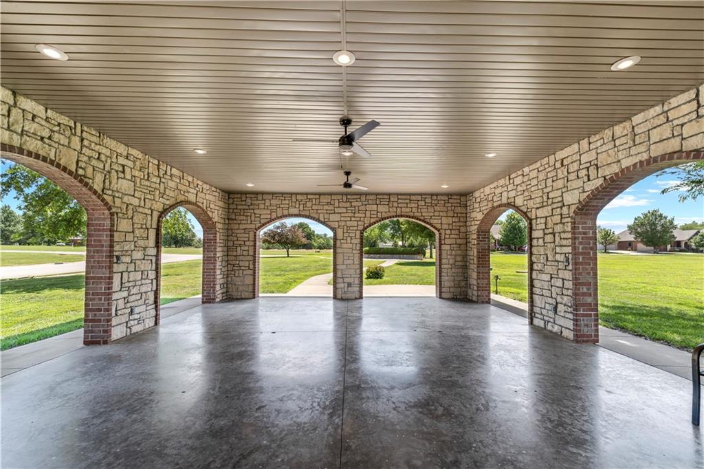 2255 Stonegate Drive