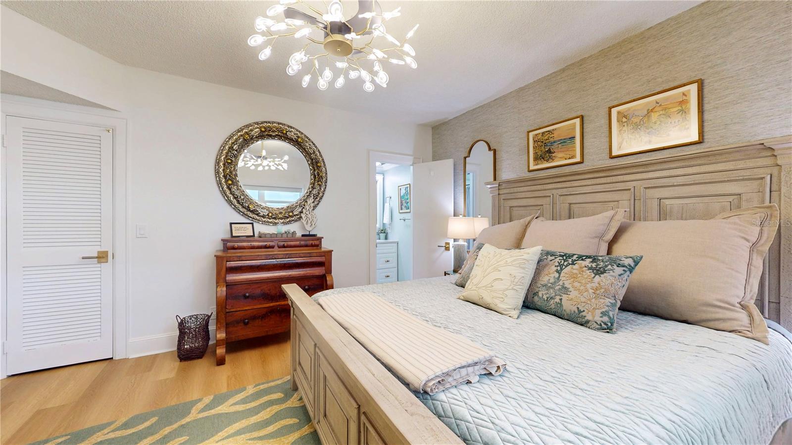 4950 Gulf Boulevard 501