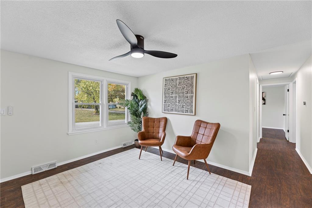 11515 N Charlotte Street