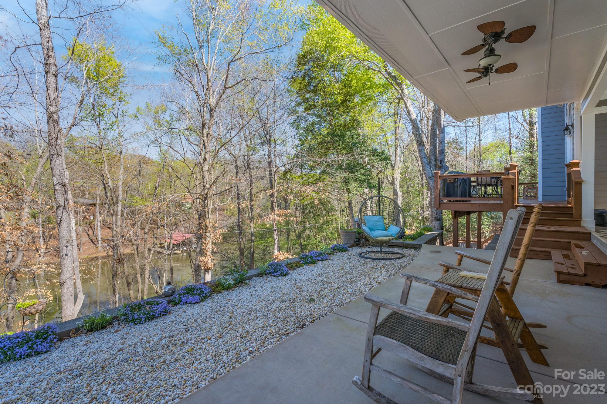 1142 Island Creek Drive