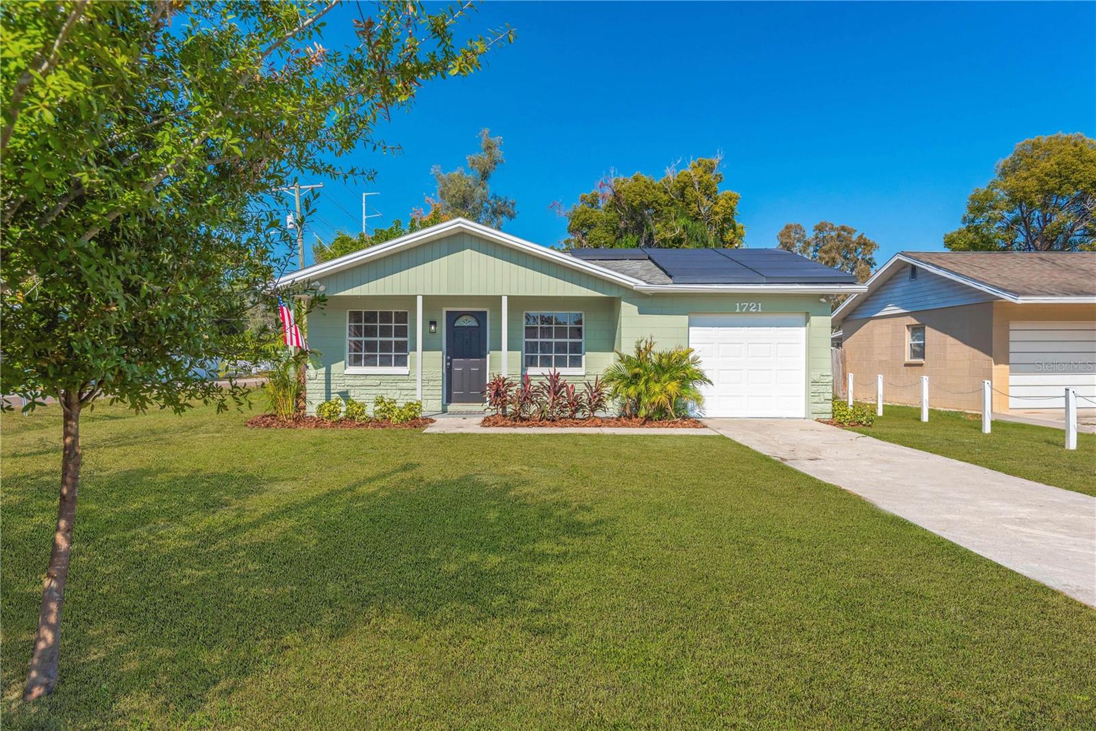 1721 W Humphrey Street