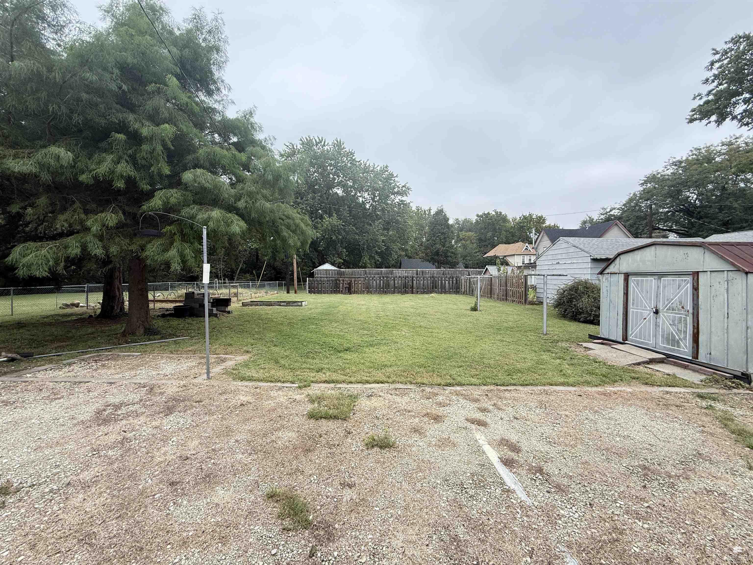 227 Blunt Street
