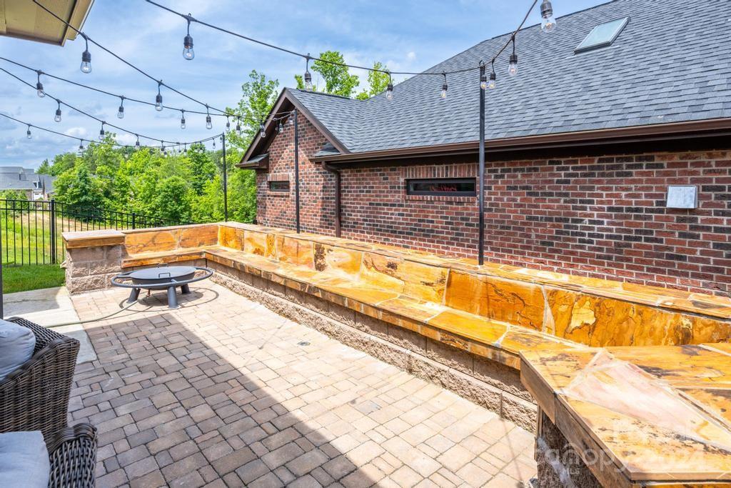 1446 Spring Ridge Lane