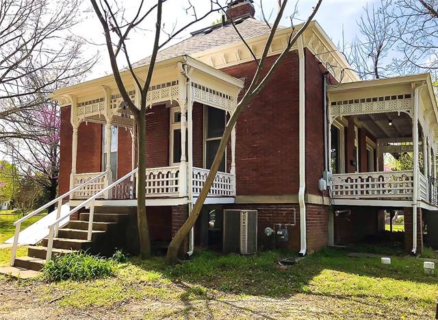 629 W Hunter Street