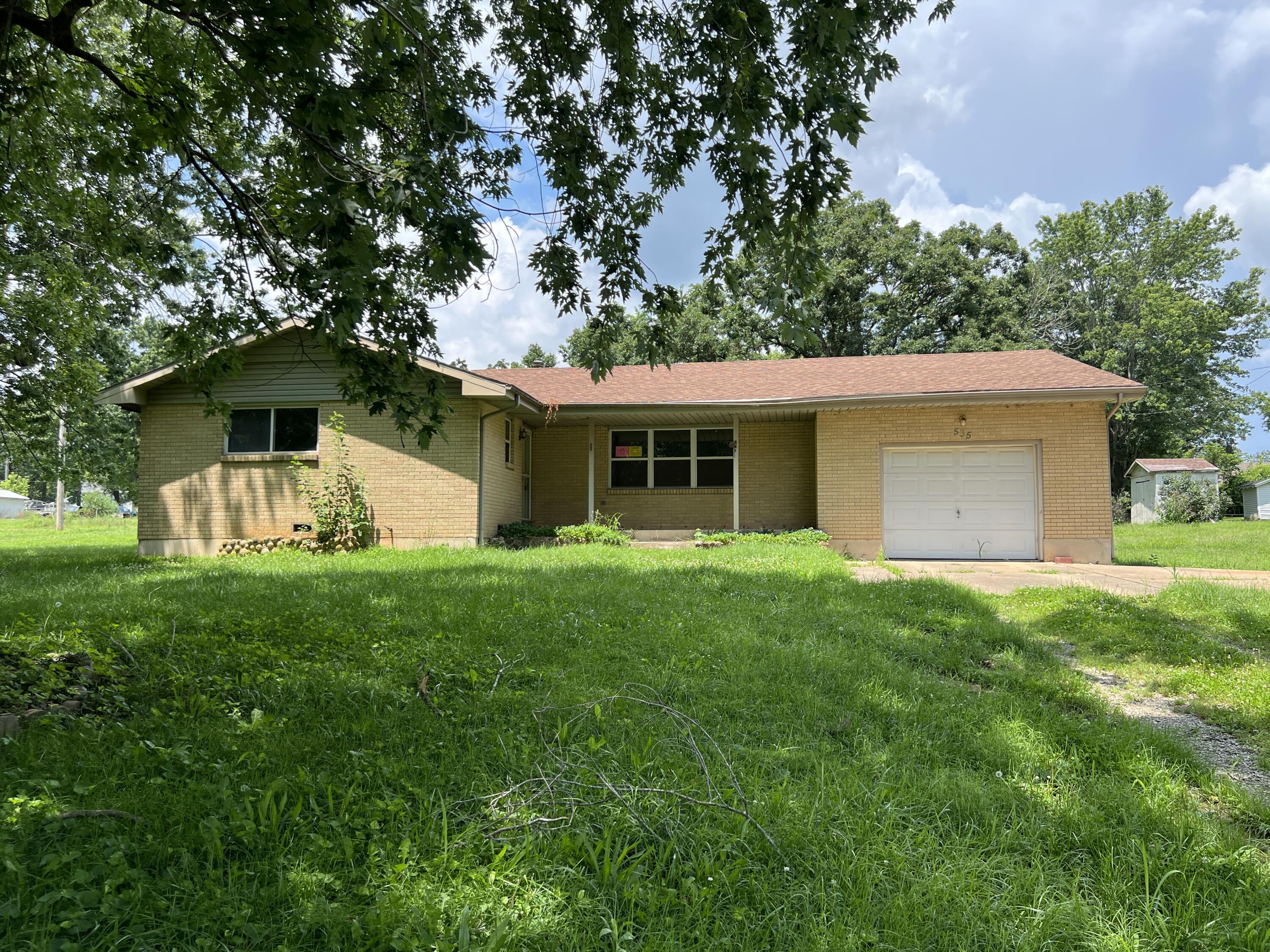535 E Jefferson Street