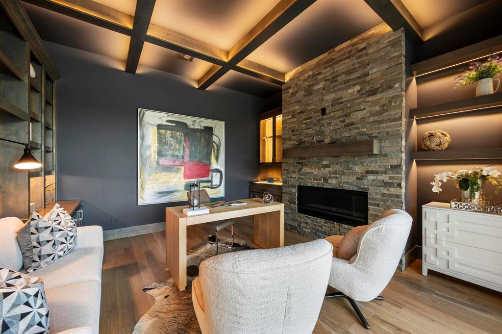 500 E Bob Jones Road