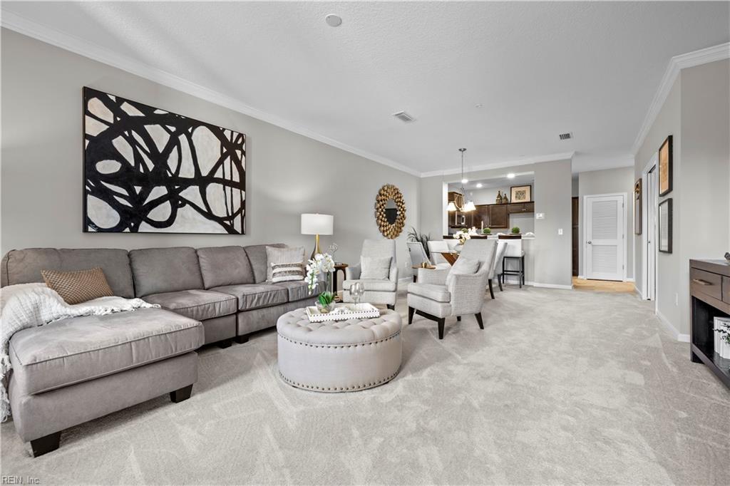 1002 Kathy Ann Way W