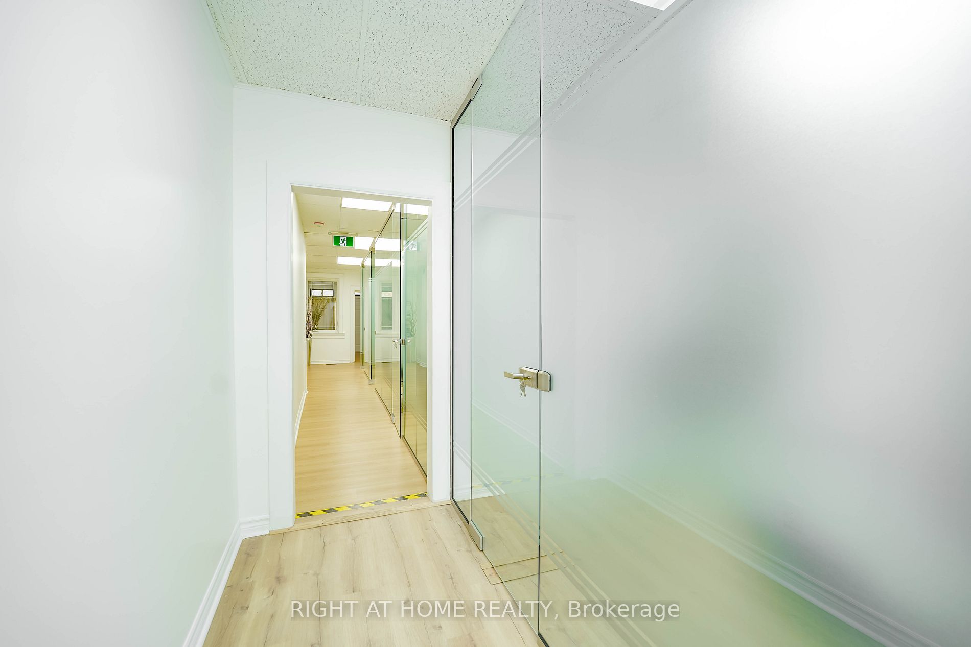 1092 Bathurst St