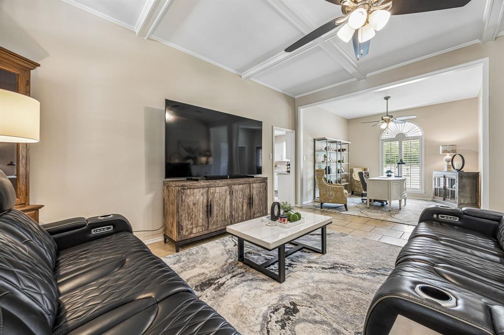 807 E State Highway 11