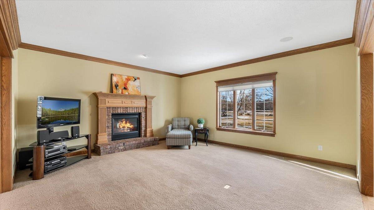 715 Falcon Court