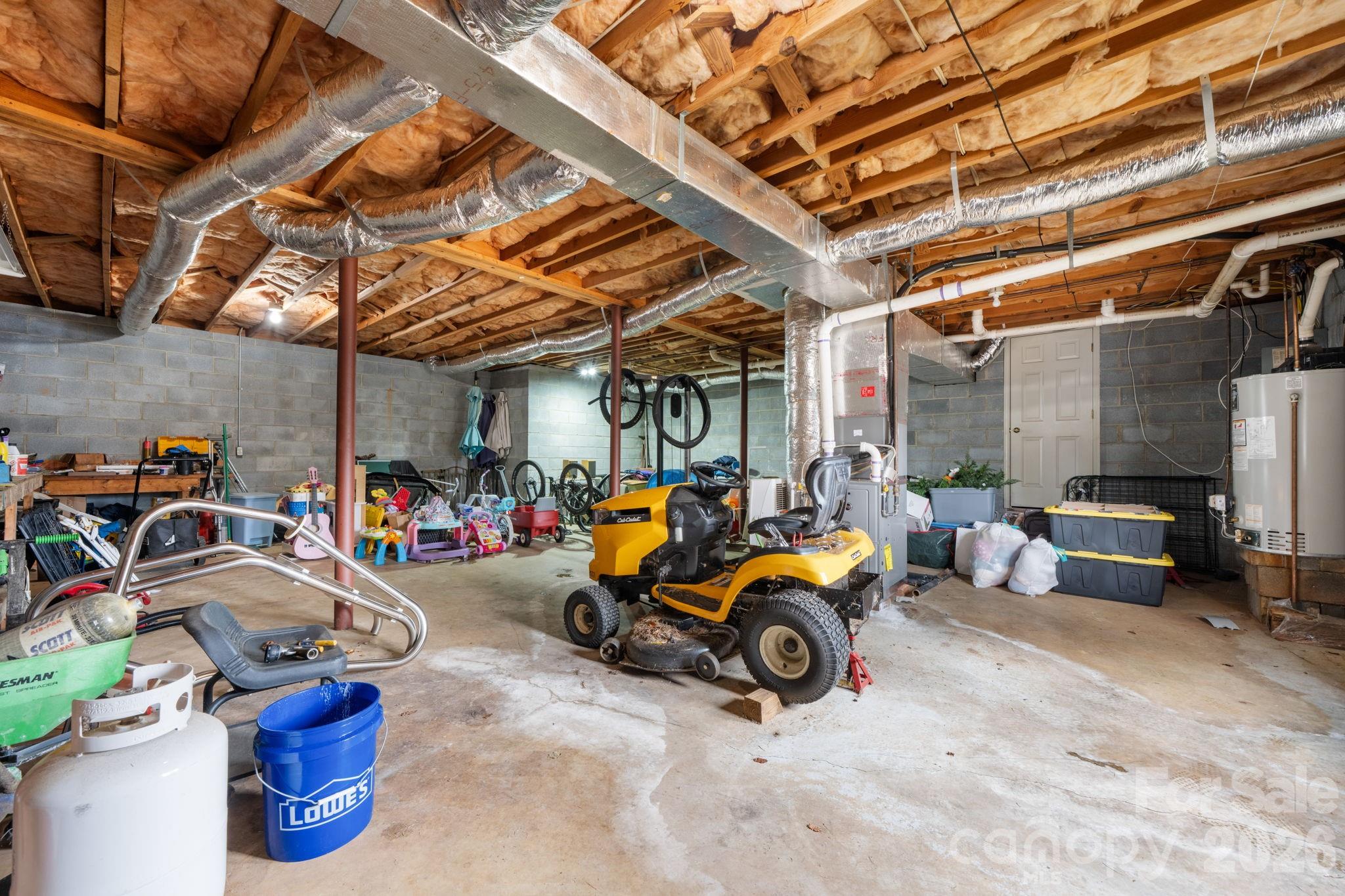 1621 Dakota Drive