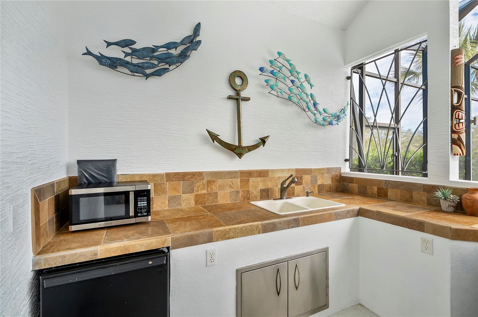 15 S Waterview Drive