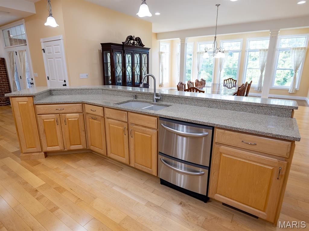 171 Rolling Meadows