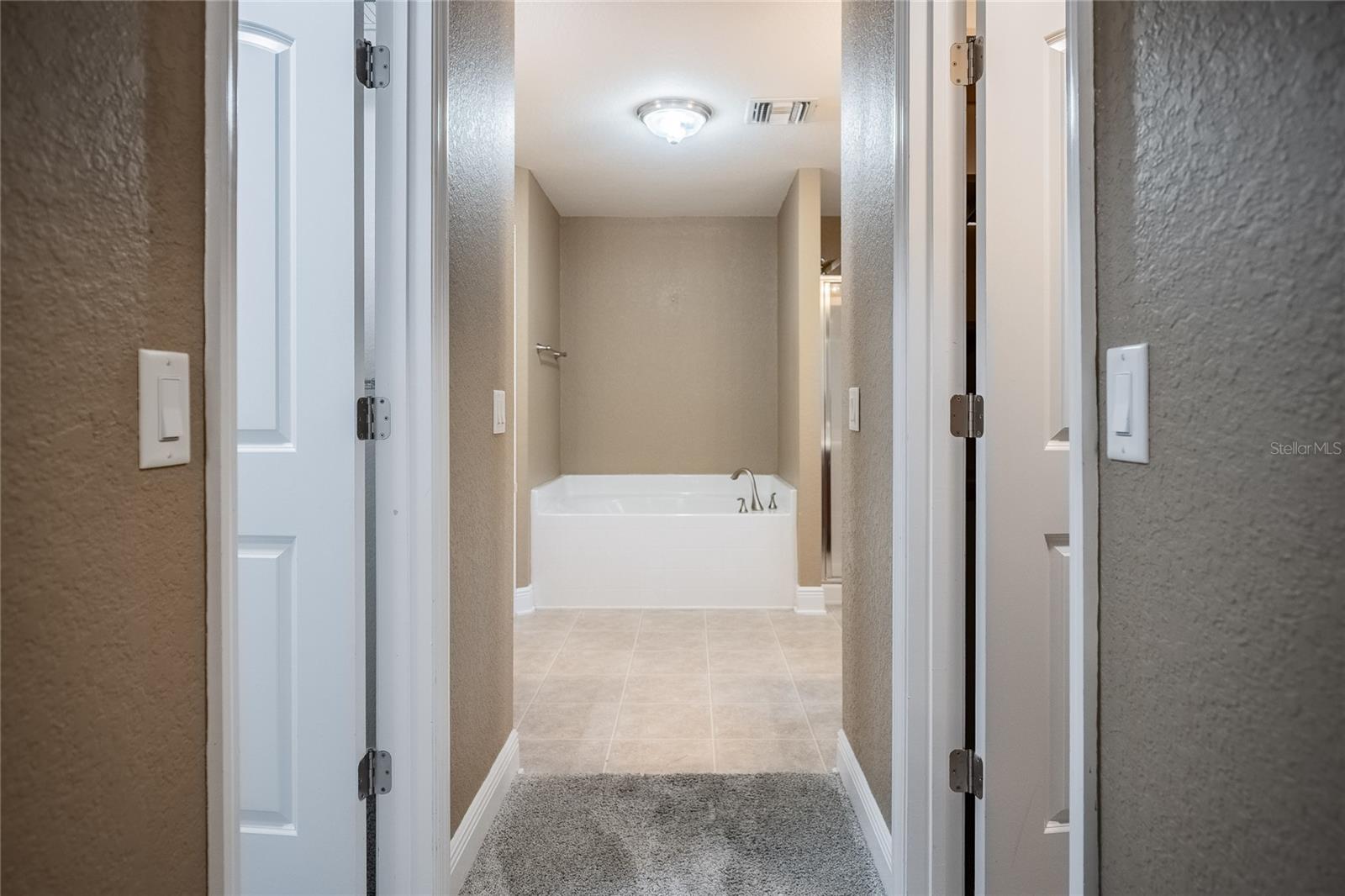 2933 Blackwater Oaks Drive