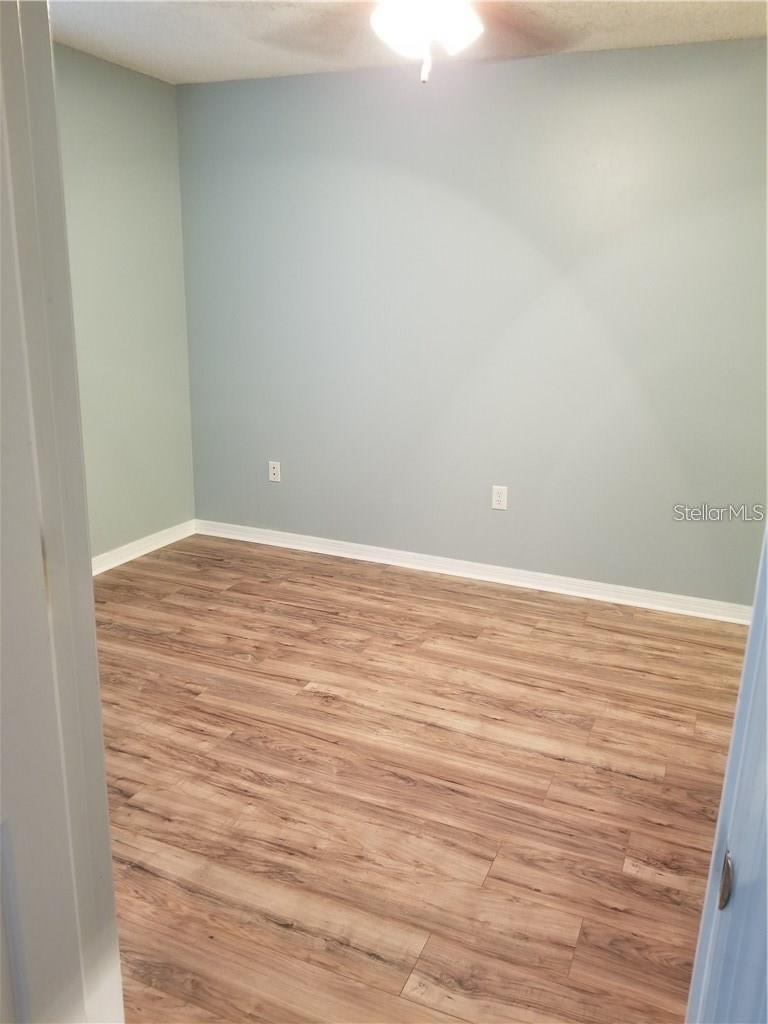 803 Lake Haven Square 202