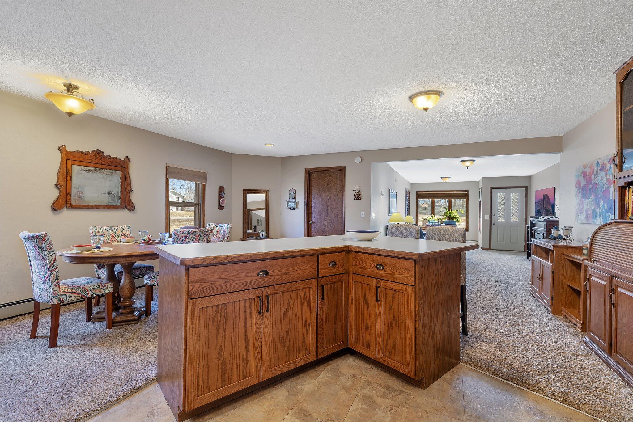 605 Chinook Avenue SW