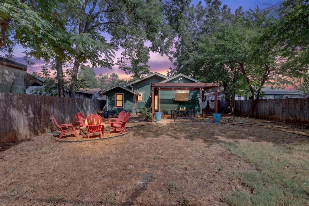 1216 NW 39th Street