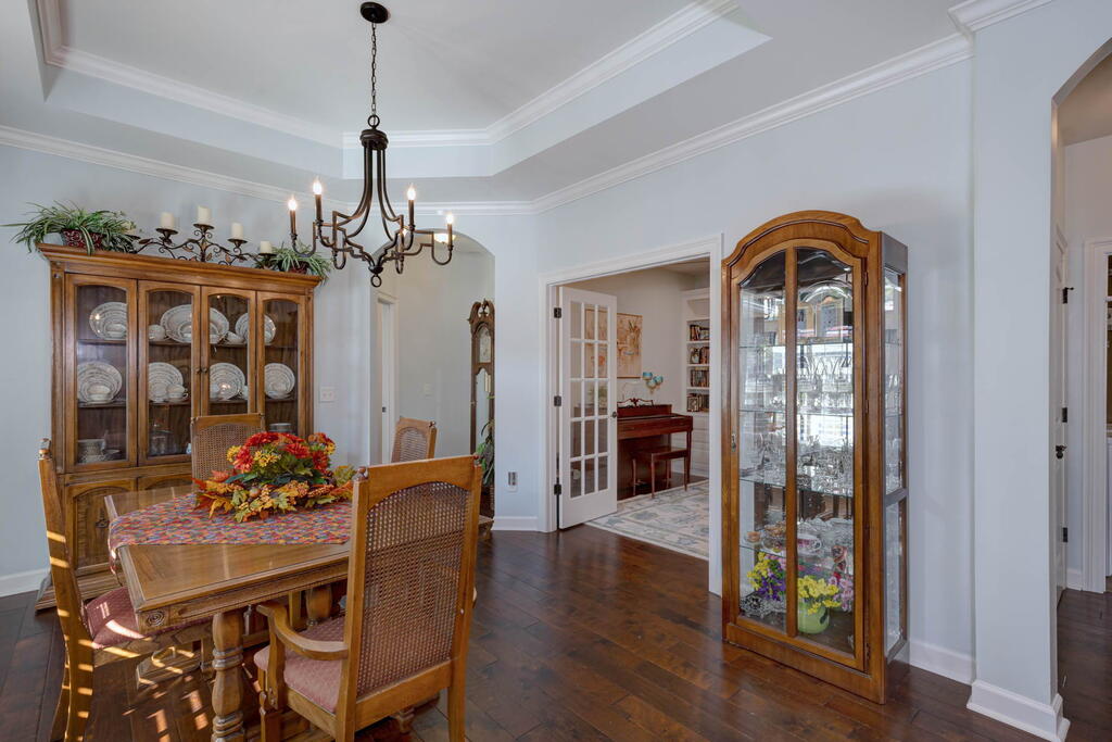 8715 Palazzo Place
