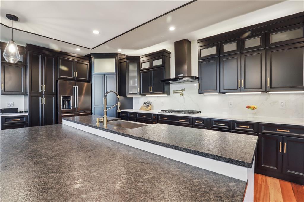 10239 N Kansas Avenue