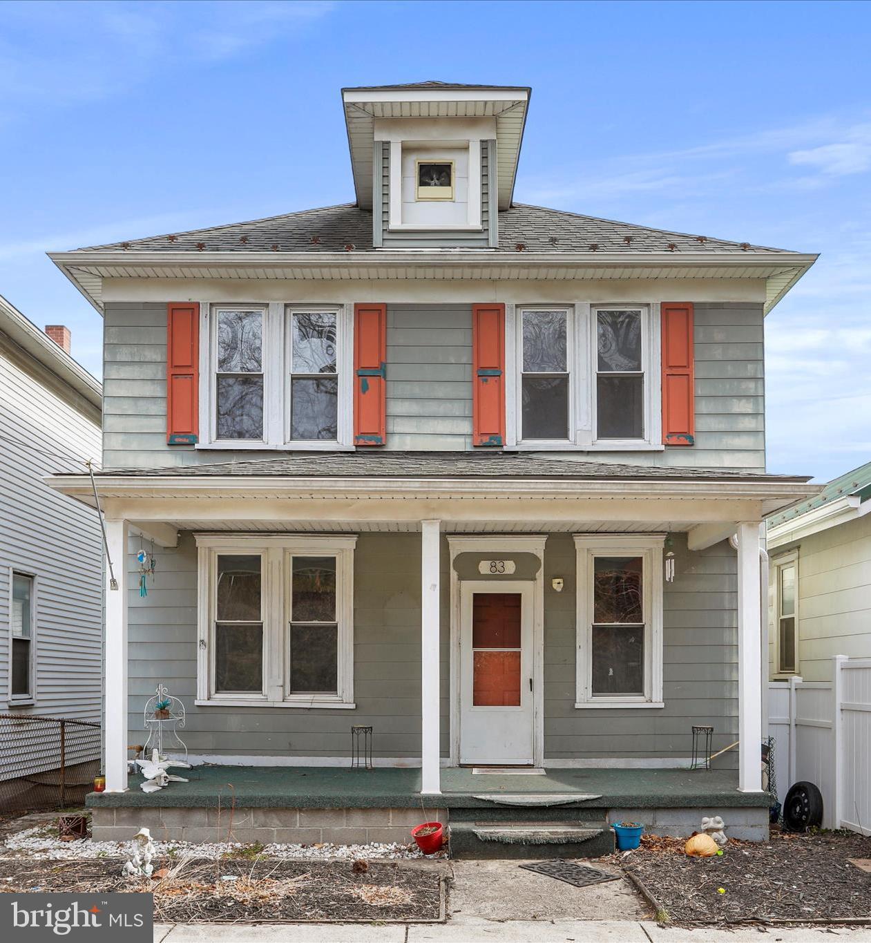 83 Knobley St  
