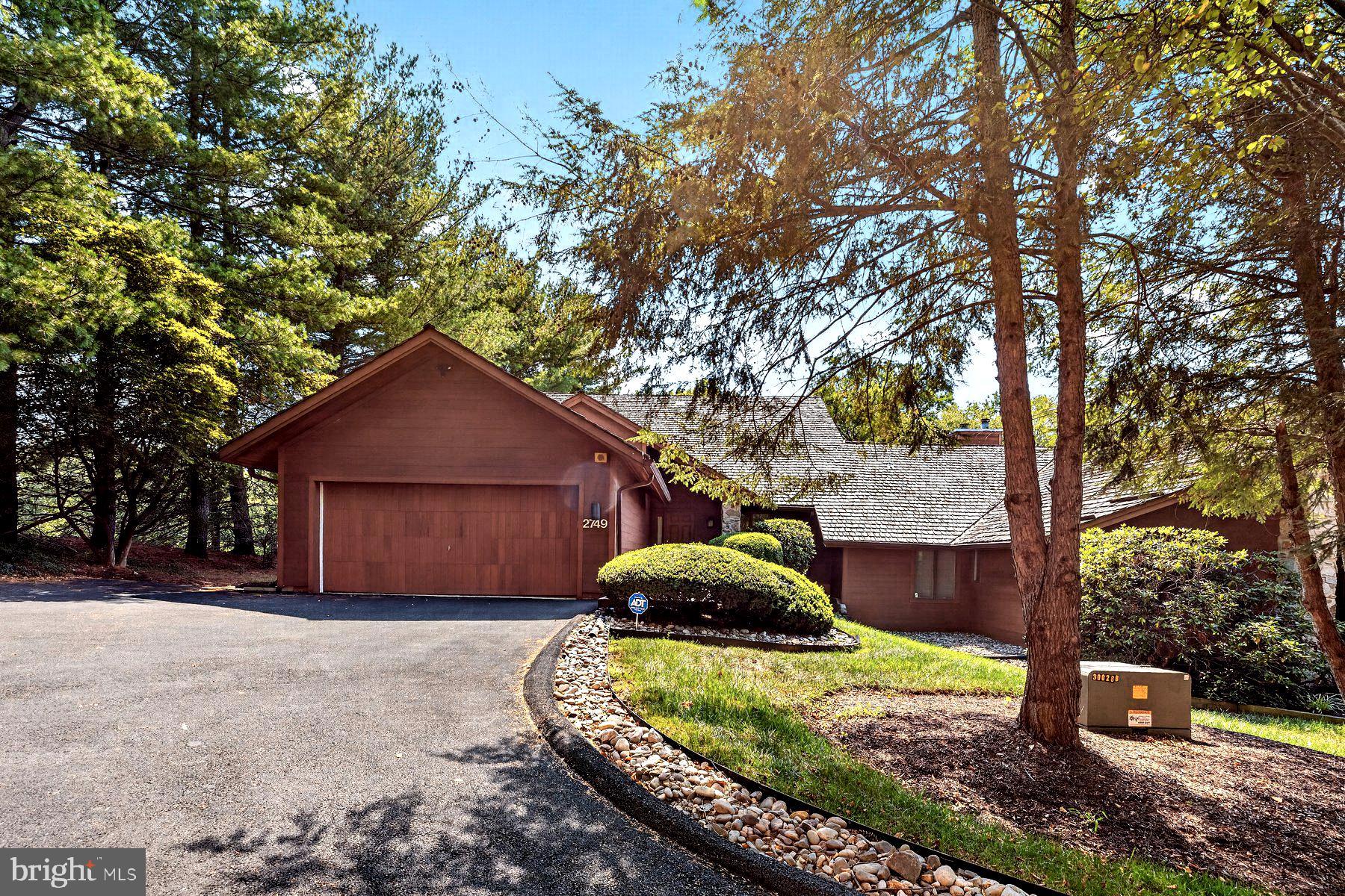 2749 Woodlake Road