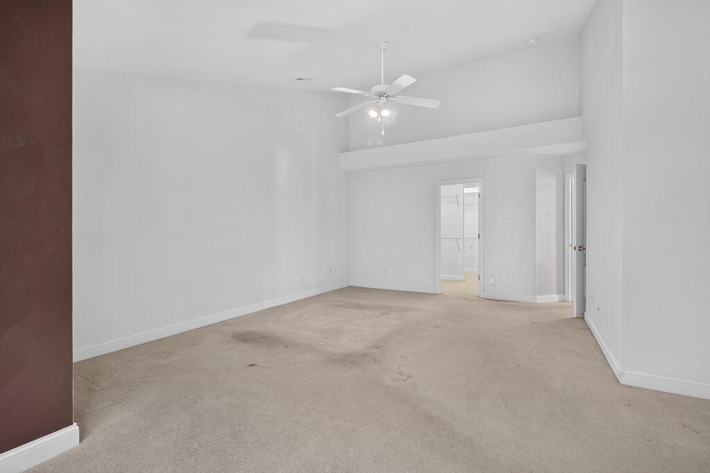 118 Saratoga Place 32
