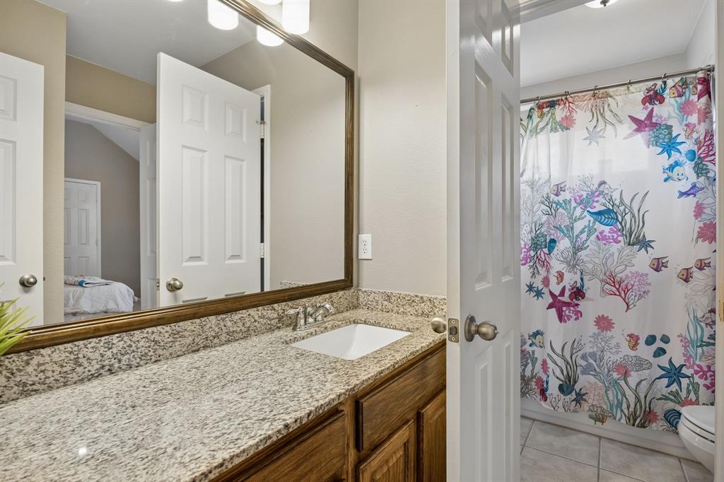 9004 Regal Oaks Drive