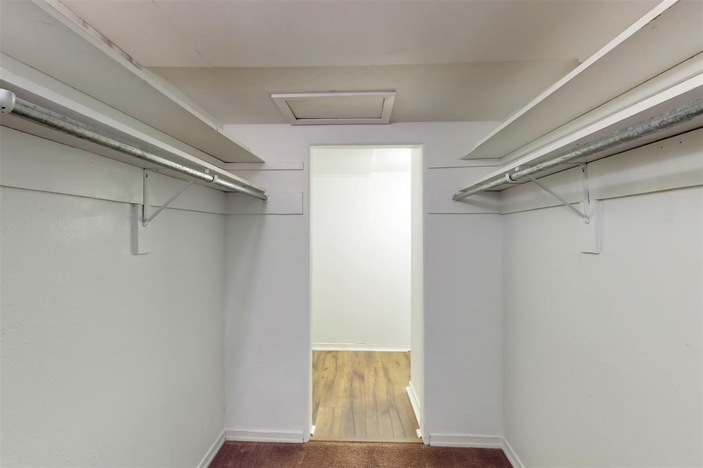 2301 Ridgmar Plaza 8