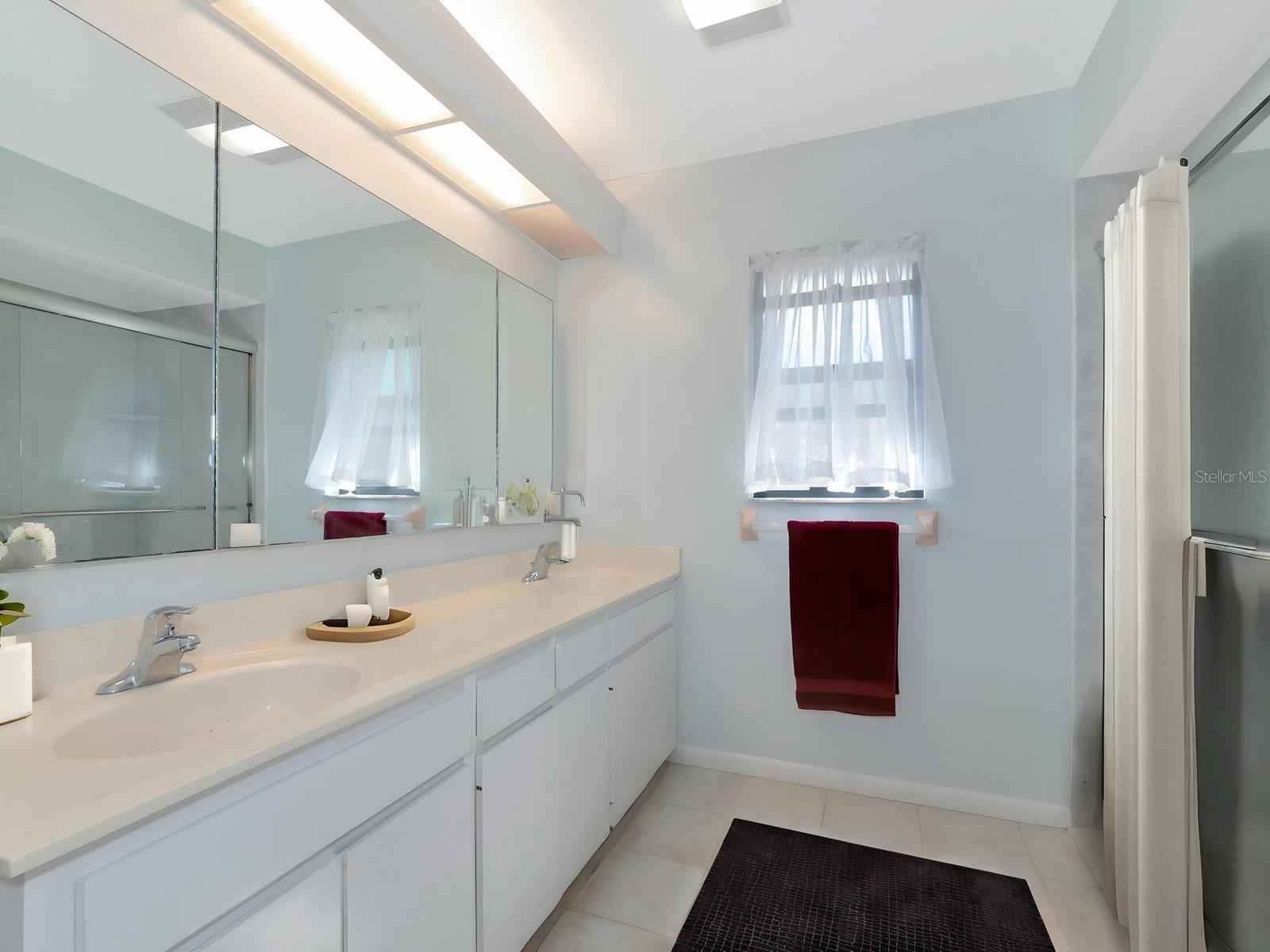 4493 Lake Vista Drive 2