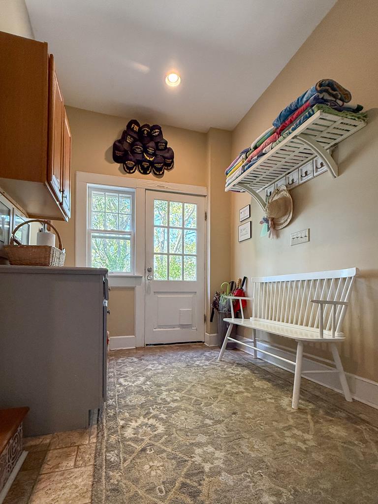 212 Bay Ave 9A