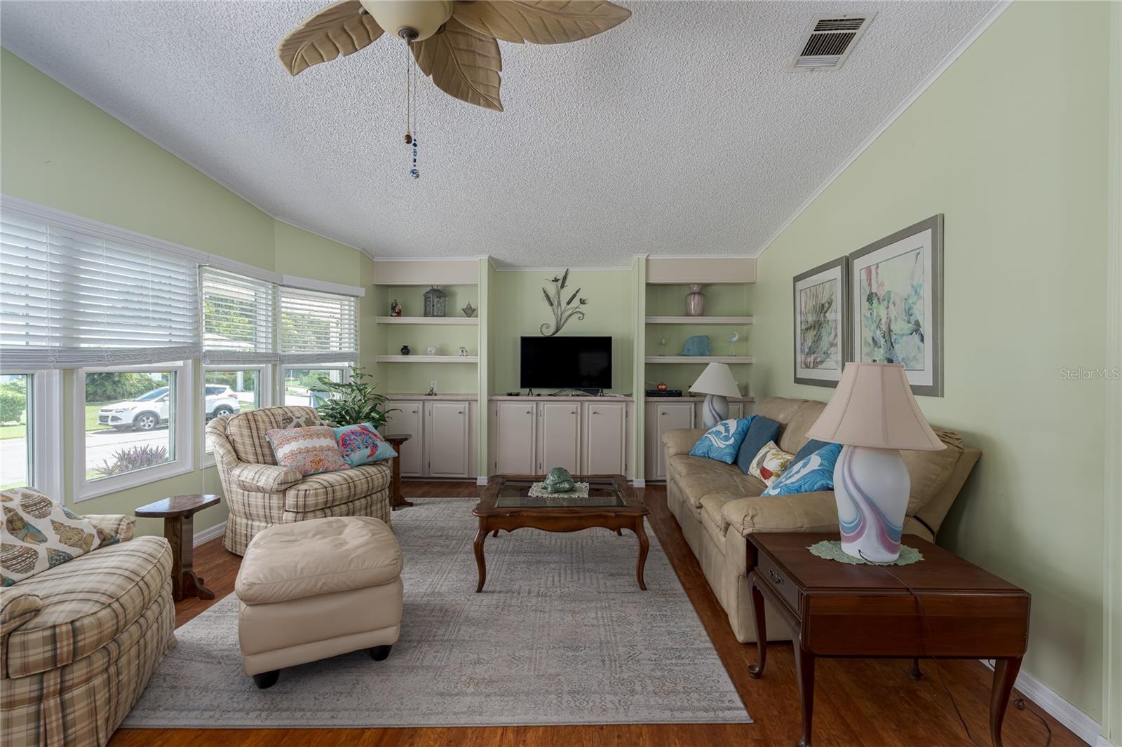 8425 Castle Garden Road