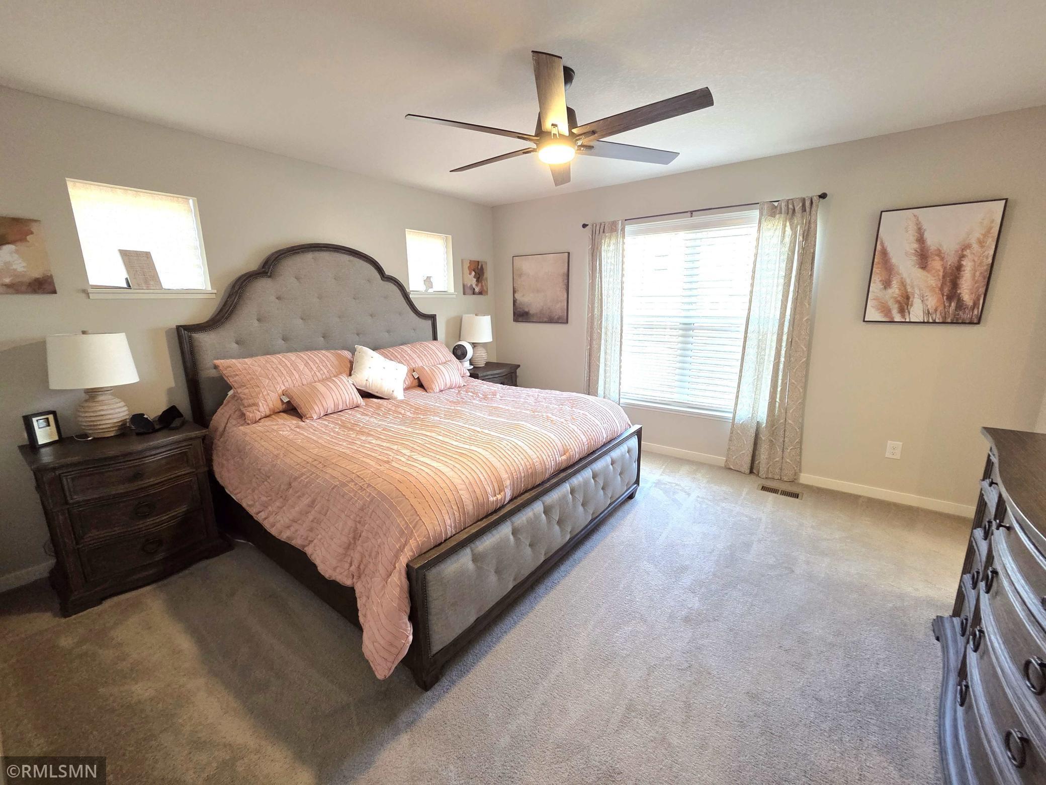 2234 Gateway Curve