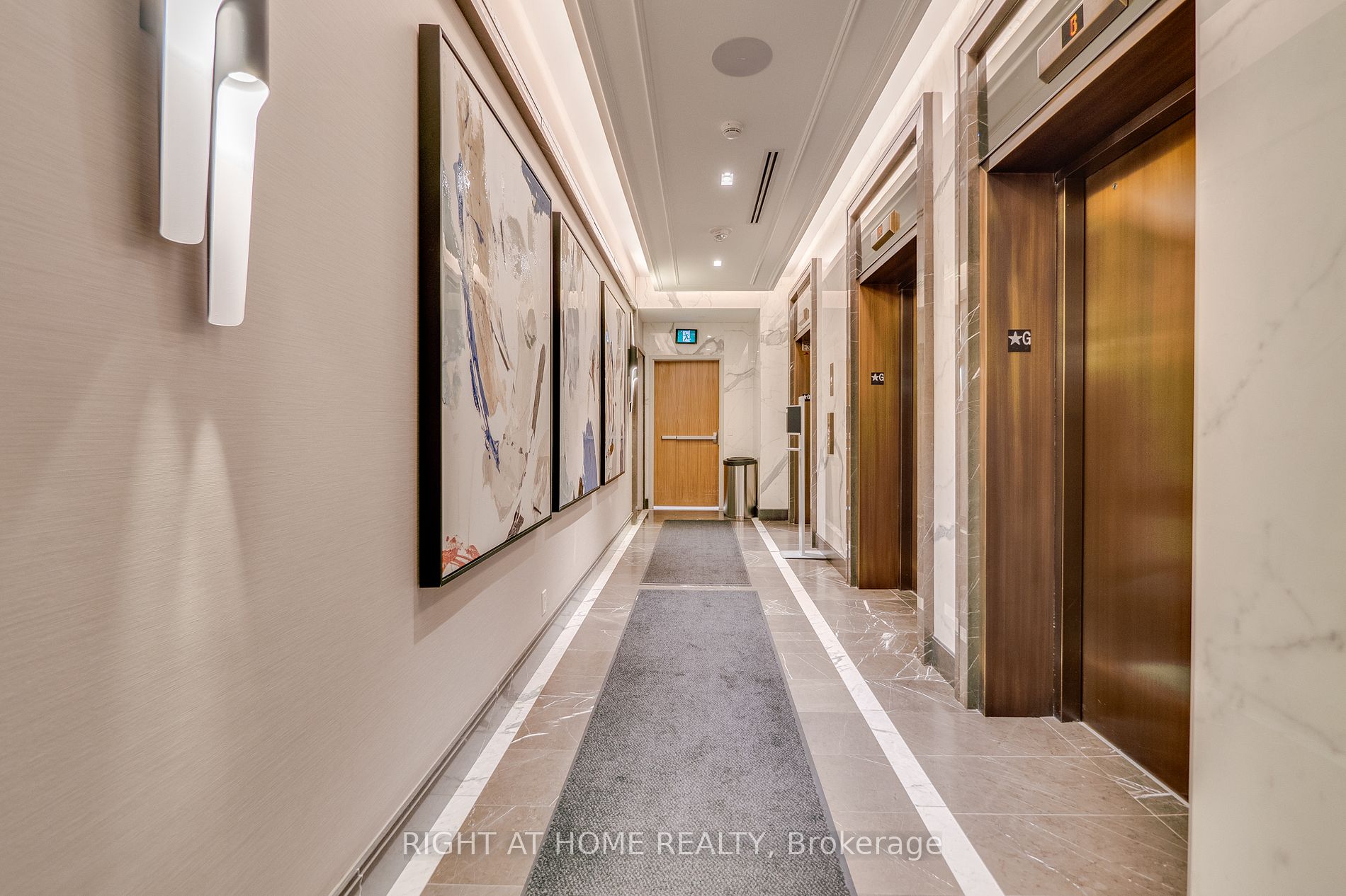 1 Grandview Ave 1209