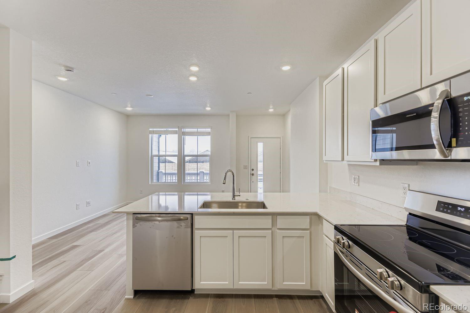 7664 S Cherokee Trail