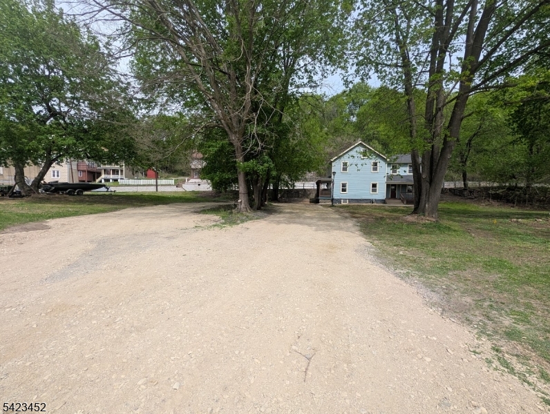 840 S Main St