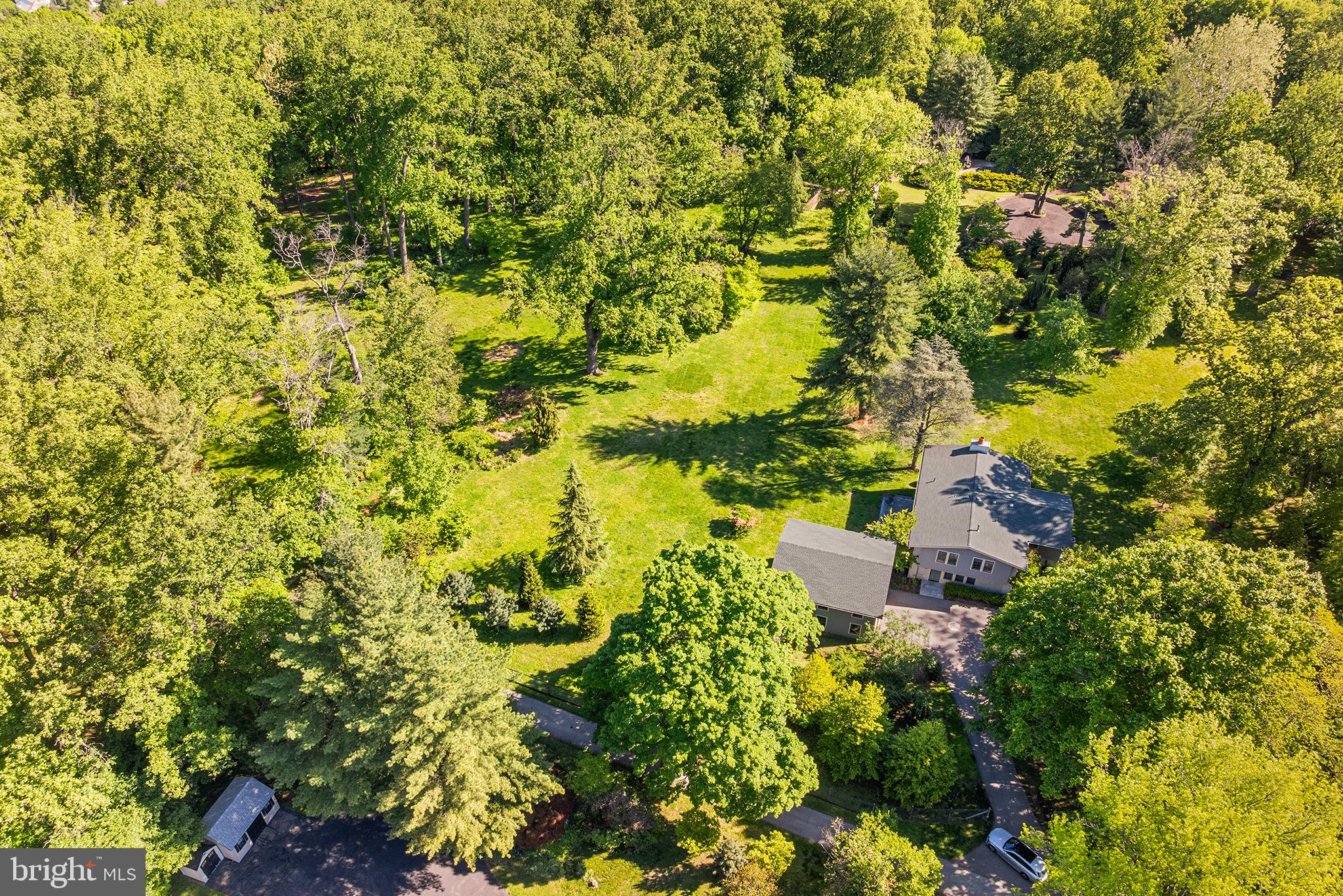 2129 Harts Lane