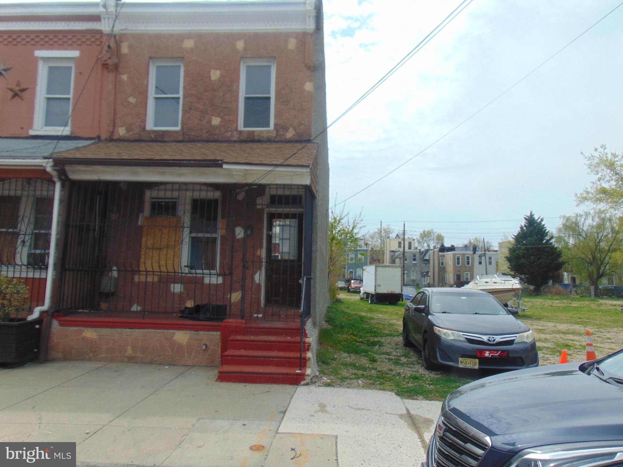 640 York St  