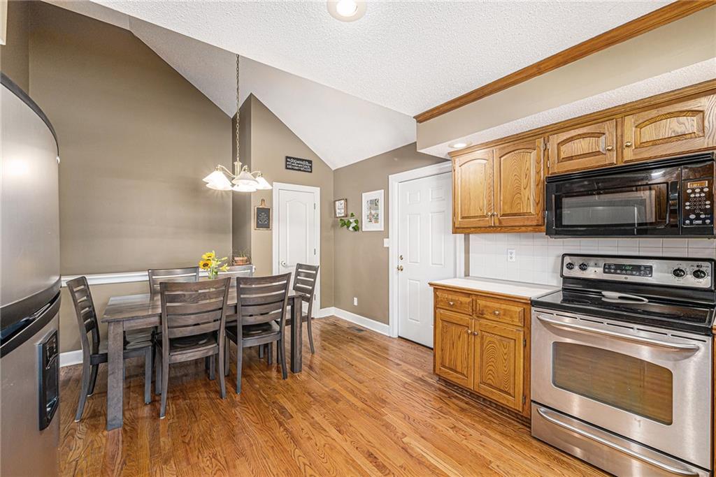 3542 NE Rock Creek Drive