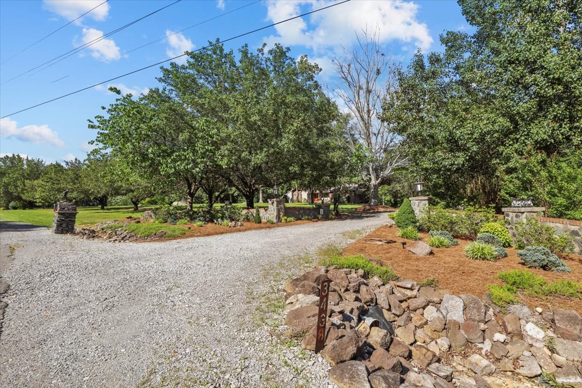 3438 Highway 13 N