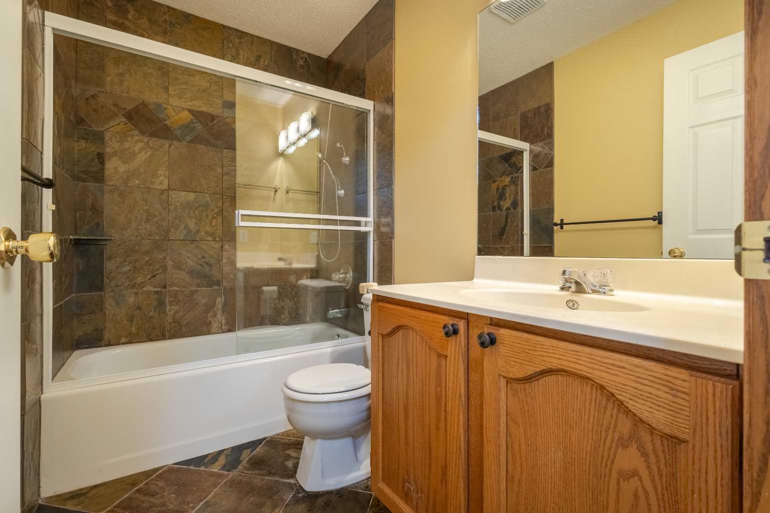 42 Panorama Hills Green NW