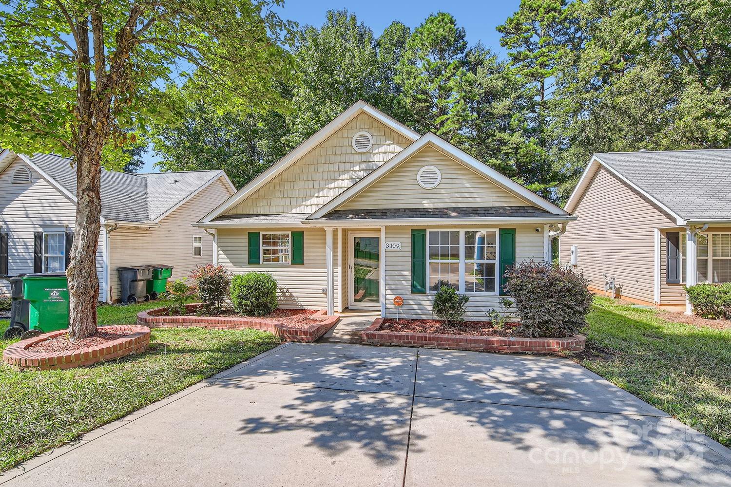 Charlotte Homes For Sale | Charlotte NC Homes for Sale By The Maxwell ...