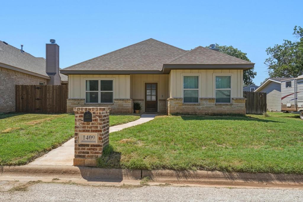 1409 Skinny Dr