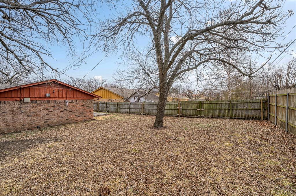 702 Hillside Drive