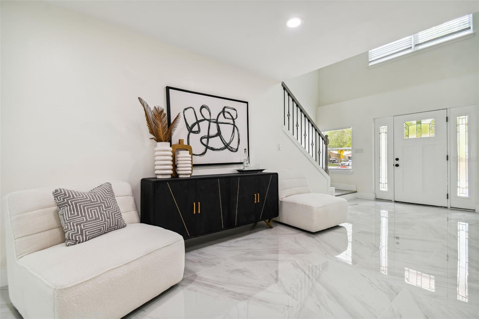 4910 W San Miguel Street