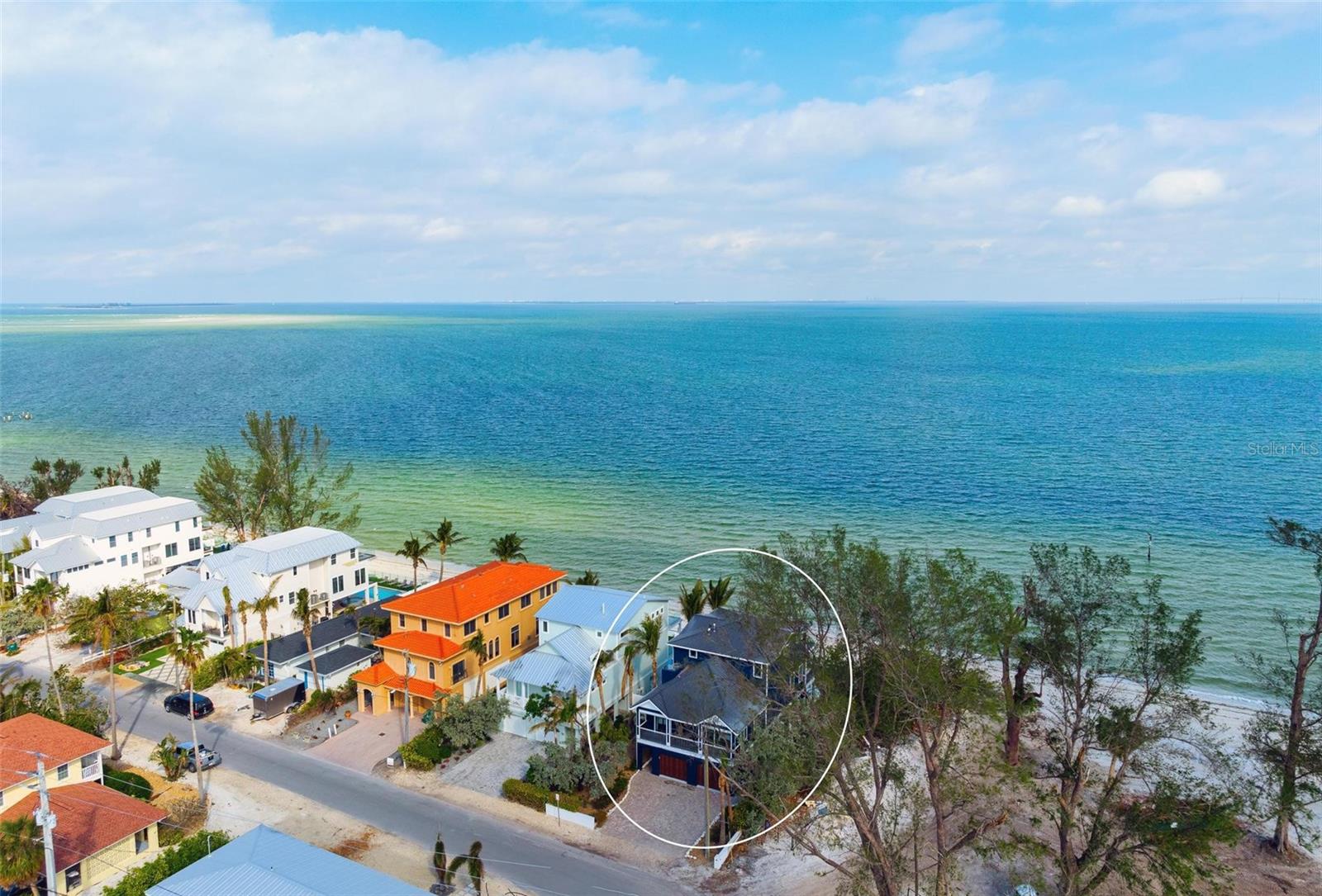 915 N Shore Drive