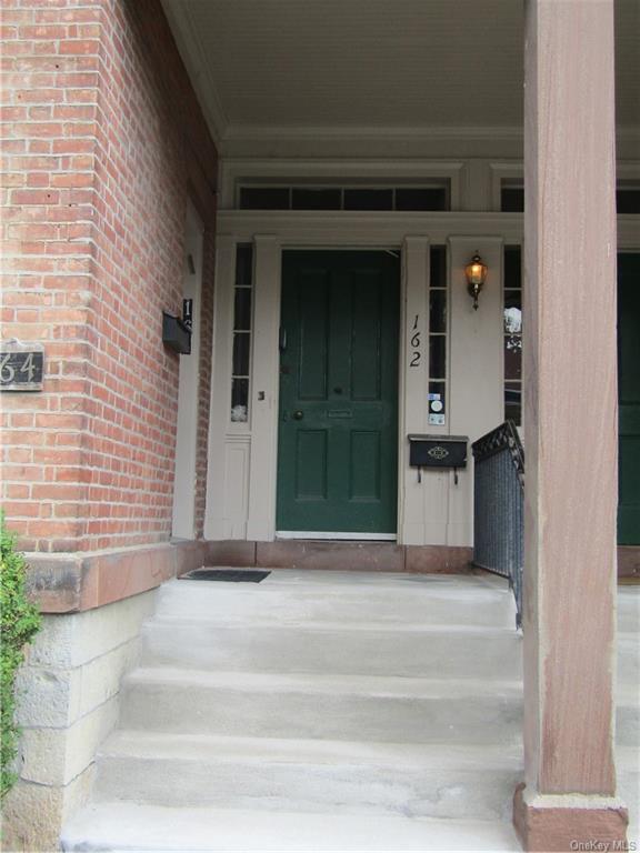 154 Main Street