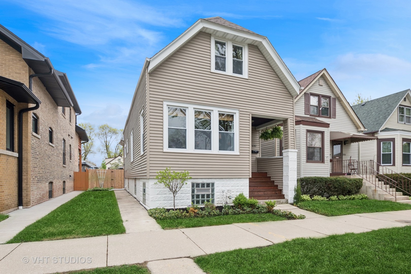 STEPS TO PORTAGE PARK'S ATHLETIC FIELDS, POOLS (INCLUDING INDOOR AND OLYMPIC SIZE OUTDOOR), CLUBHOUSE AND DOG PARK! RECENTLY RENOVATED, IMPECCABLE AND EXTRA BRIGHT APPROXIMATELY 2300 SQFT 3BD/2BTH BUNGALOW ON AN OVERSIZED LOT (30FT), OVERLOOKING A 1-WAY TREE LINED STREET, IS WITHIN REACH OF ALL THAT PORTAGE PARK HAS TO OFFER INCLUDING GRAY ELEMENTARY SCHOOL AND 6 CORNERS' BUSINESS DISTRICT WITH TONS OF RETAIL AND RESTAURANTS (SUCH AS TARGET, BINNY'S, LA DOLCE VITA CUCINA, COMMUNITY TAVERN, EGGSPERIENCE, PORTAGE GROUNDS, HAGEN'S FISH MARKET ETC).  CUSTOM WHITE KITCHEN WITH BUTCHER BLOCK COUNTERS (2022) AND BREAKFAST BAR OPENS TO FAMILY ROOM (OR BREAKFAST NOOK).  GRACIOUS FOYER SEAMLESSLY FLOWS INTO TO FORMAL LIVING ROOM AND DINING AREA WITH BAY WINDOWS, ARCHWAYS, HIGH CEILINGS AND HIDDEN STORAGE UNDER THE STAIRS.  RENOVATED BATHROOMS WITH DESIGNER SELECTED FINISHES INCLUDING SUBWAY TILE, TAILORED VANITIES AND DECORATIVE LIGHTING (2023).  PRIMARY SUITE WITH 2 WALK-IN CLOSETS ADJOINS HALLWAY BATH ON SECOND LEVEL.  2 FULL-SIZED BEDROOMS WITH VIEWS OF THE BACKYARD.  LOWER LEVEL INCLUDES BONUS/CRAFT ROOM, FULL SIZE UTILITY ROOM INCLUDING NEW HVAC (2023) AND LAUNDRY AREA WITH SIDE-BY-SIDE WASHER AND DRYER (2022).  MUD ROOM LEADS TO OVERSIZED LANDSCAPED BACK YARD WITH PATIO, IDEAL FOR ENTERTAINING.  2 CAR GARAGE PARKING! SEE VIDEO WALK-THROUGH TOUR HYPERLINK NEXT TO PHOTOS!!!