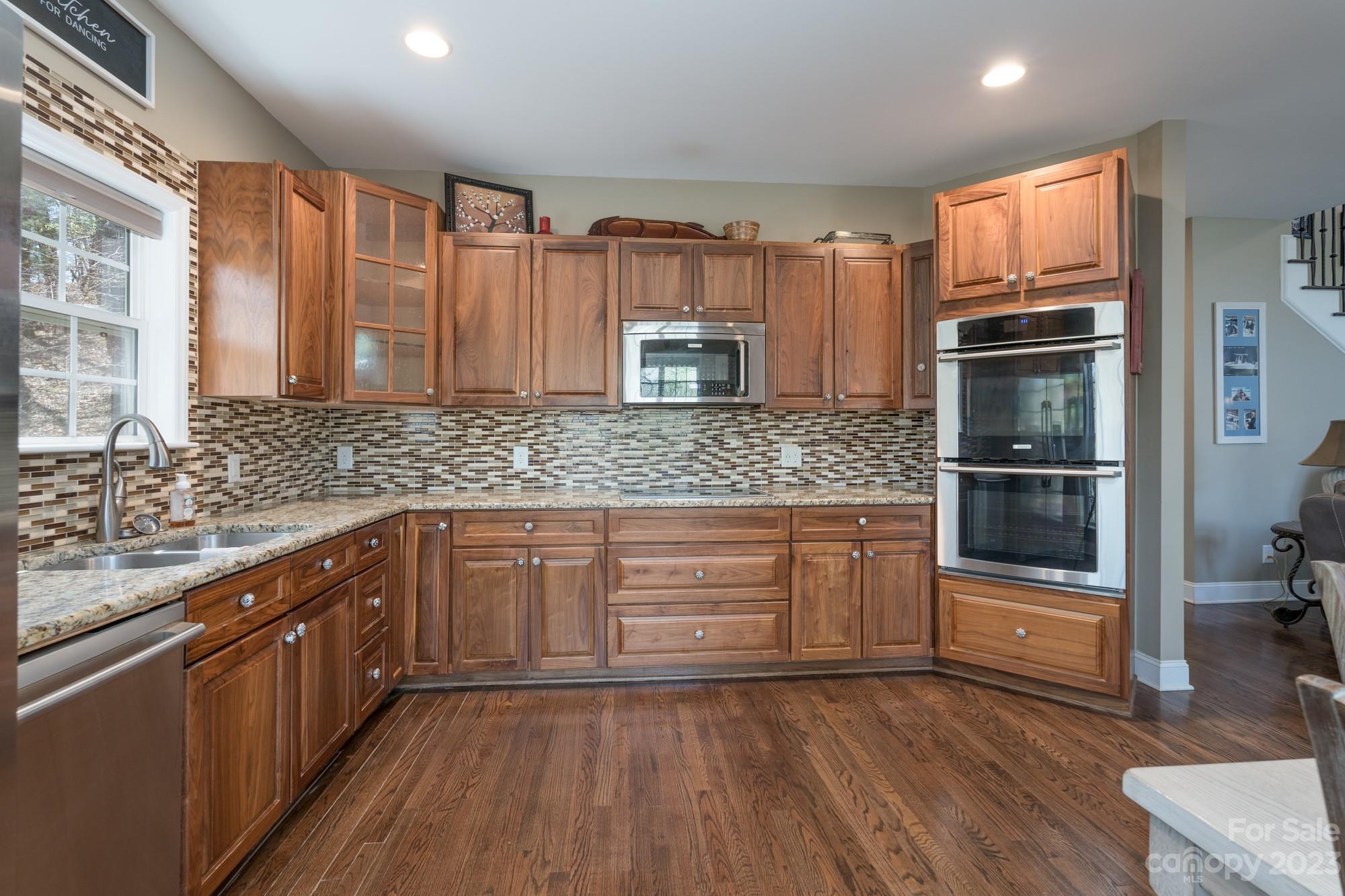 1142 Island Creek Drive