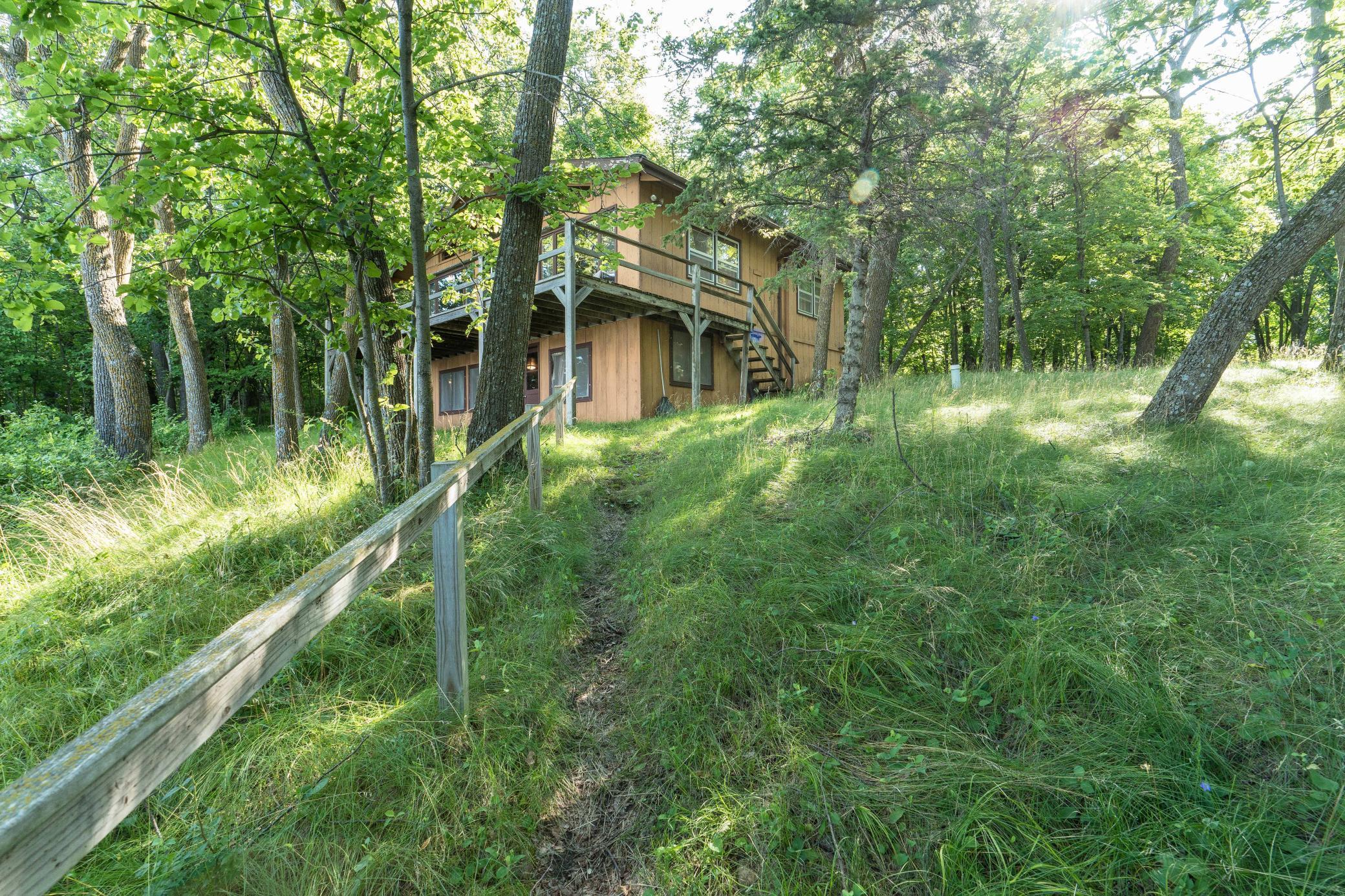 39060 Peninsula Lane