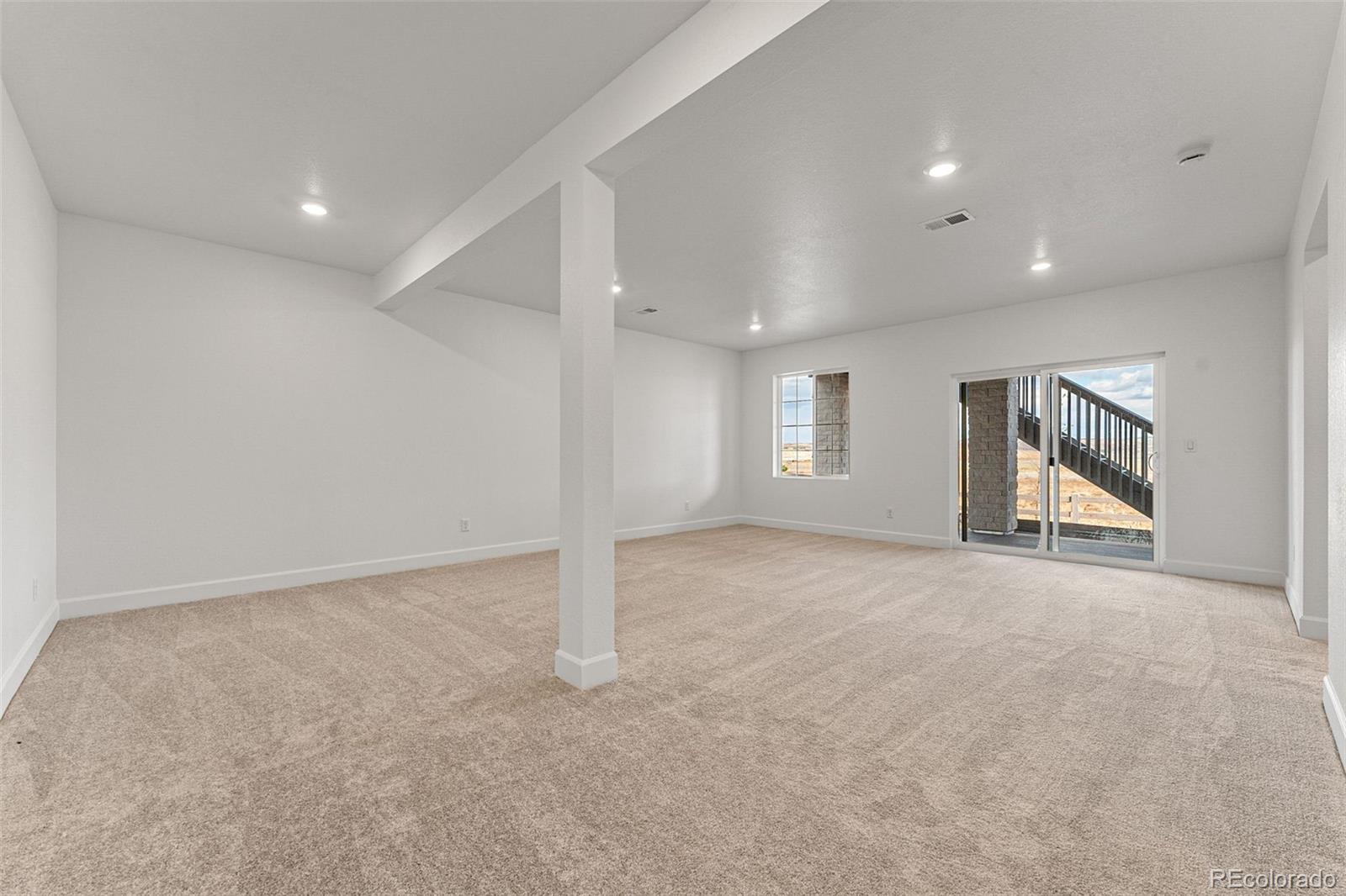 8844 Whiteclover Street